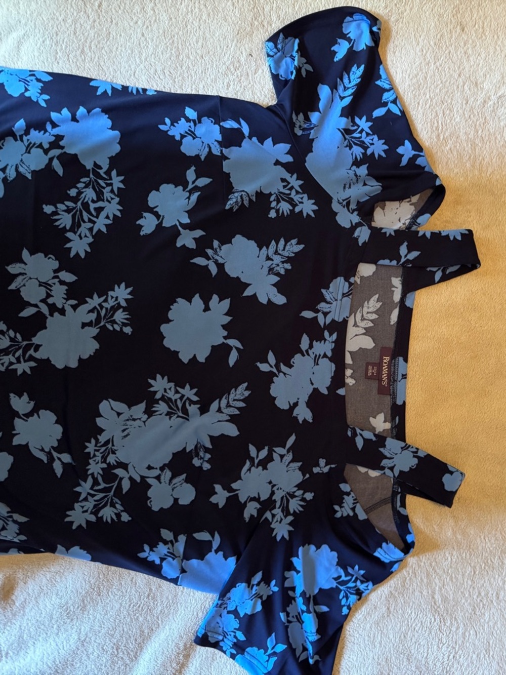 Roaman's Navy and Light Blue Floral Maxi Dress! Great for resort night out! - Picture 11 of 12